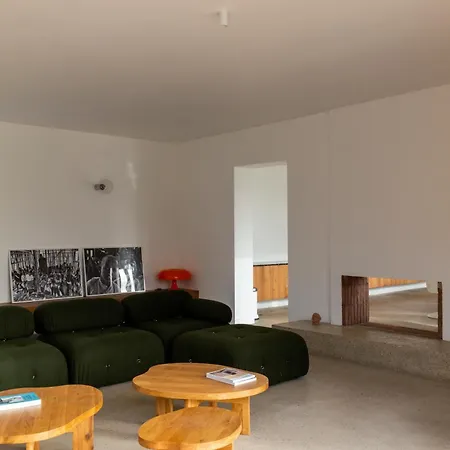 Villa Leonard